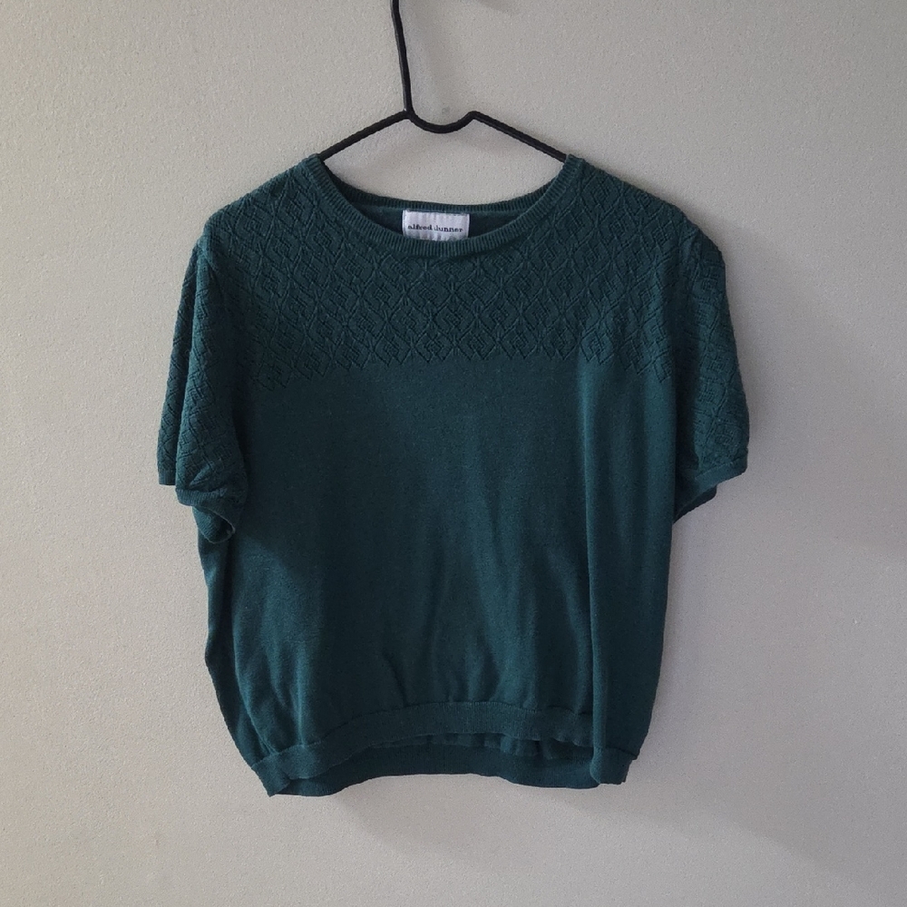 Green Short Sleeve Knit Top